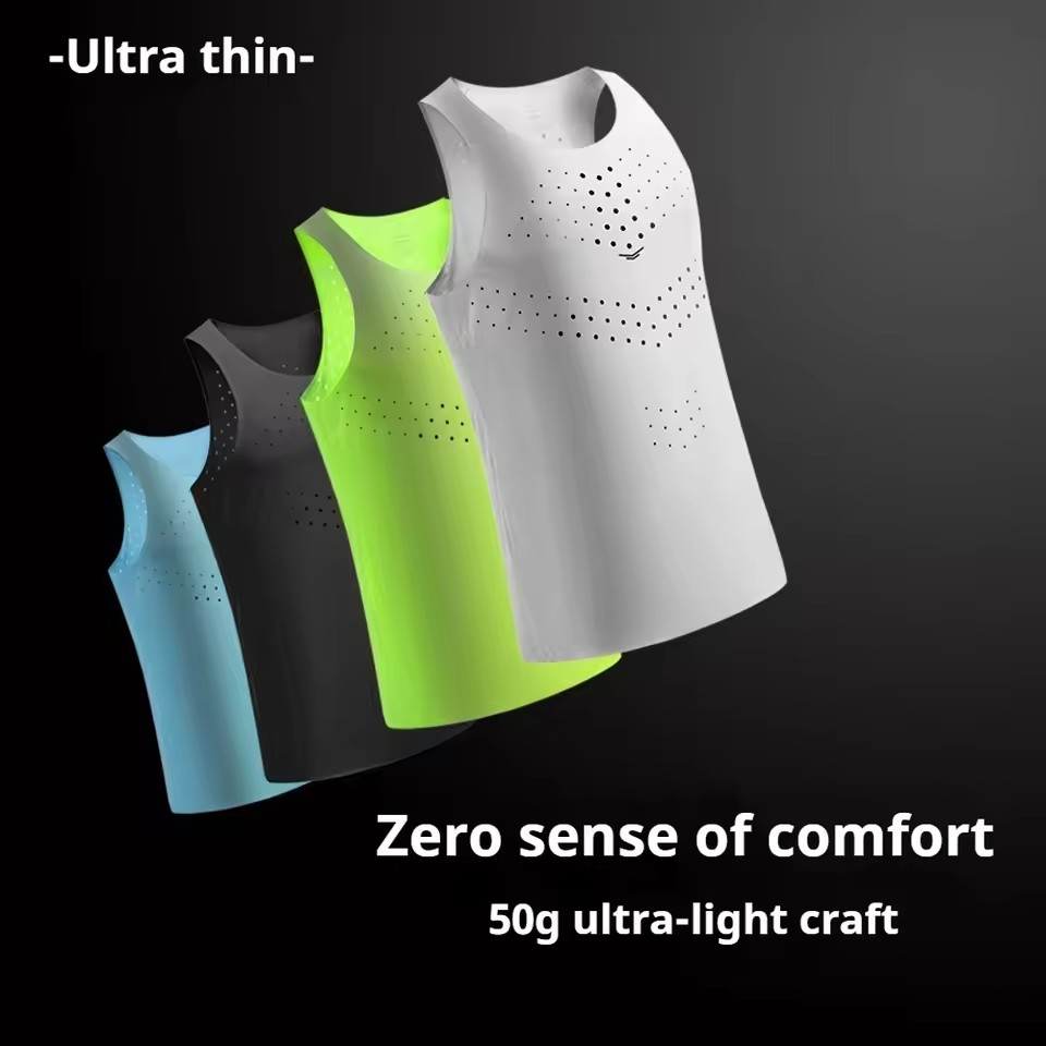 Mens Lightweight Running Vests - Cycling Gear Clothing recension och pris